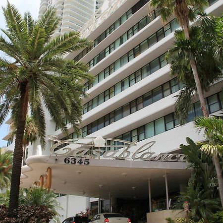 Private Apartments At The Casablanca Miami Beach Eksteriør billede