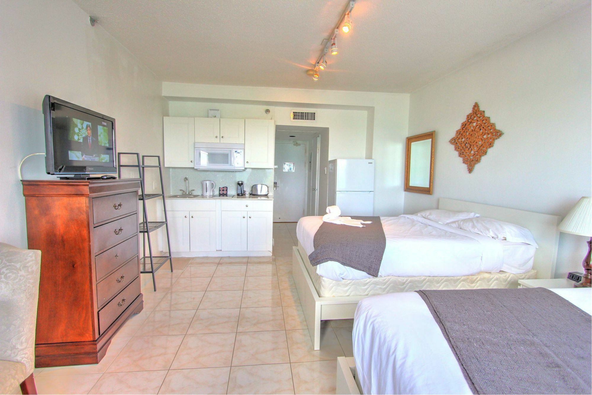Private Apartments At The Casablanca Miami Beach Eksteriør billede