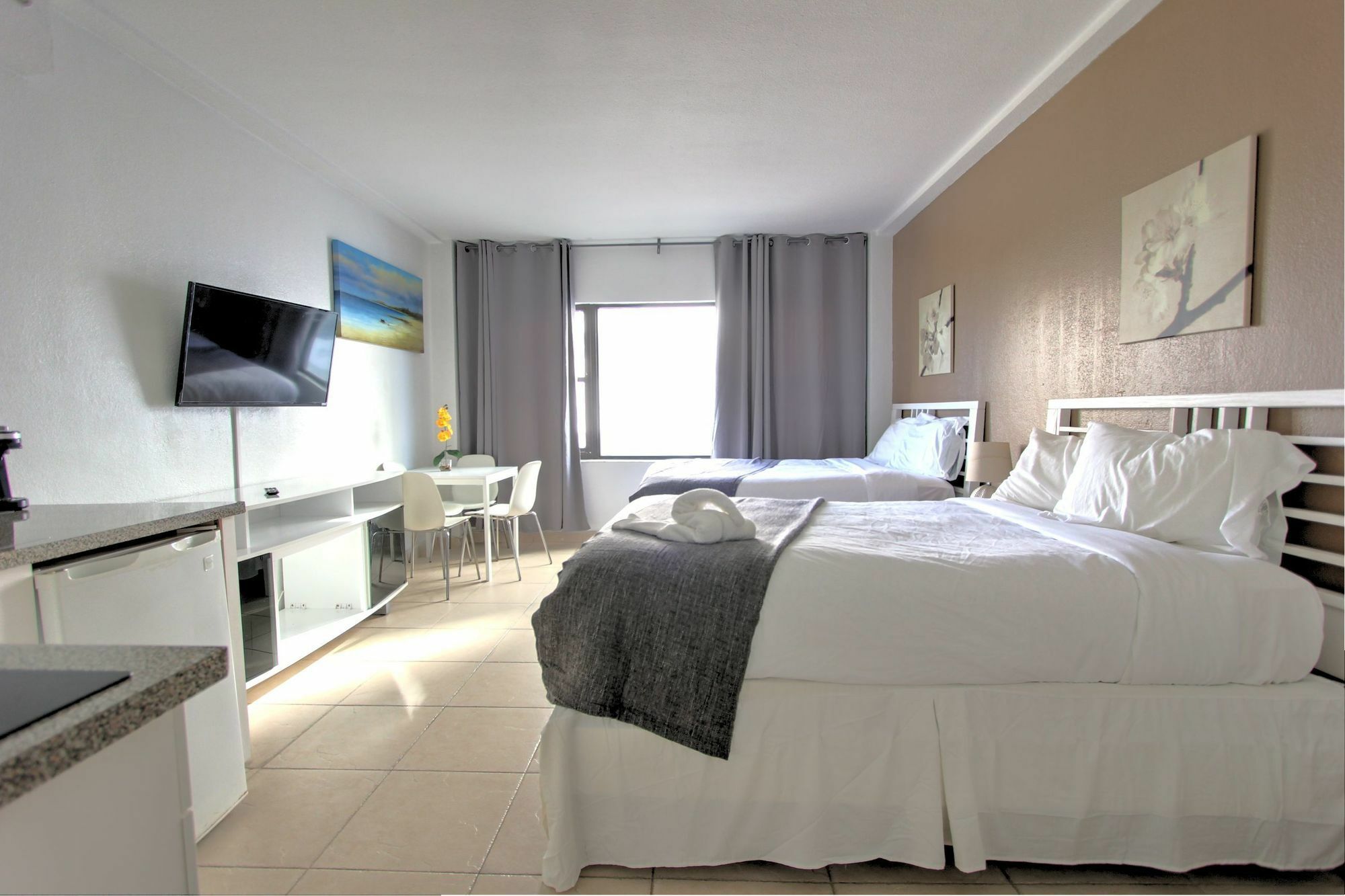 Private Apartments At The Casablanca Miami Beach Eksteriør billede