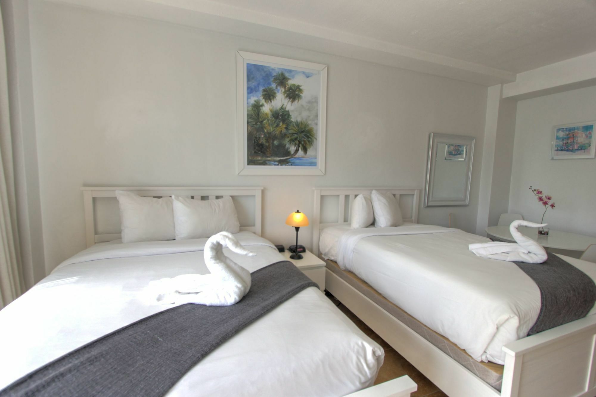 Private Apartments At The Casablanca Miami Beach Eksteriør billede