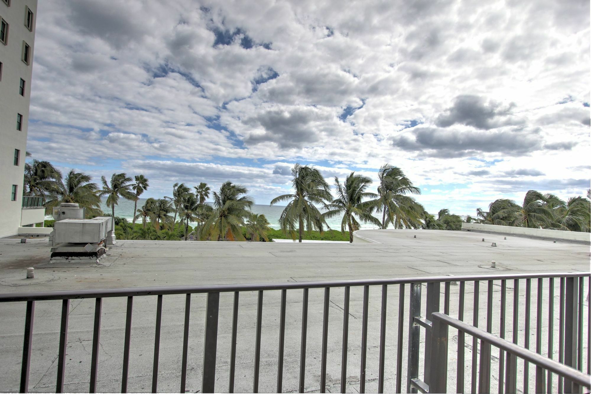 Private Apartments At The Casablanca Miami Beach Eksteriør billede