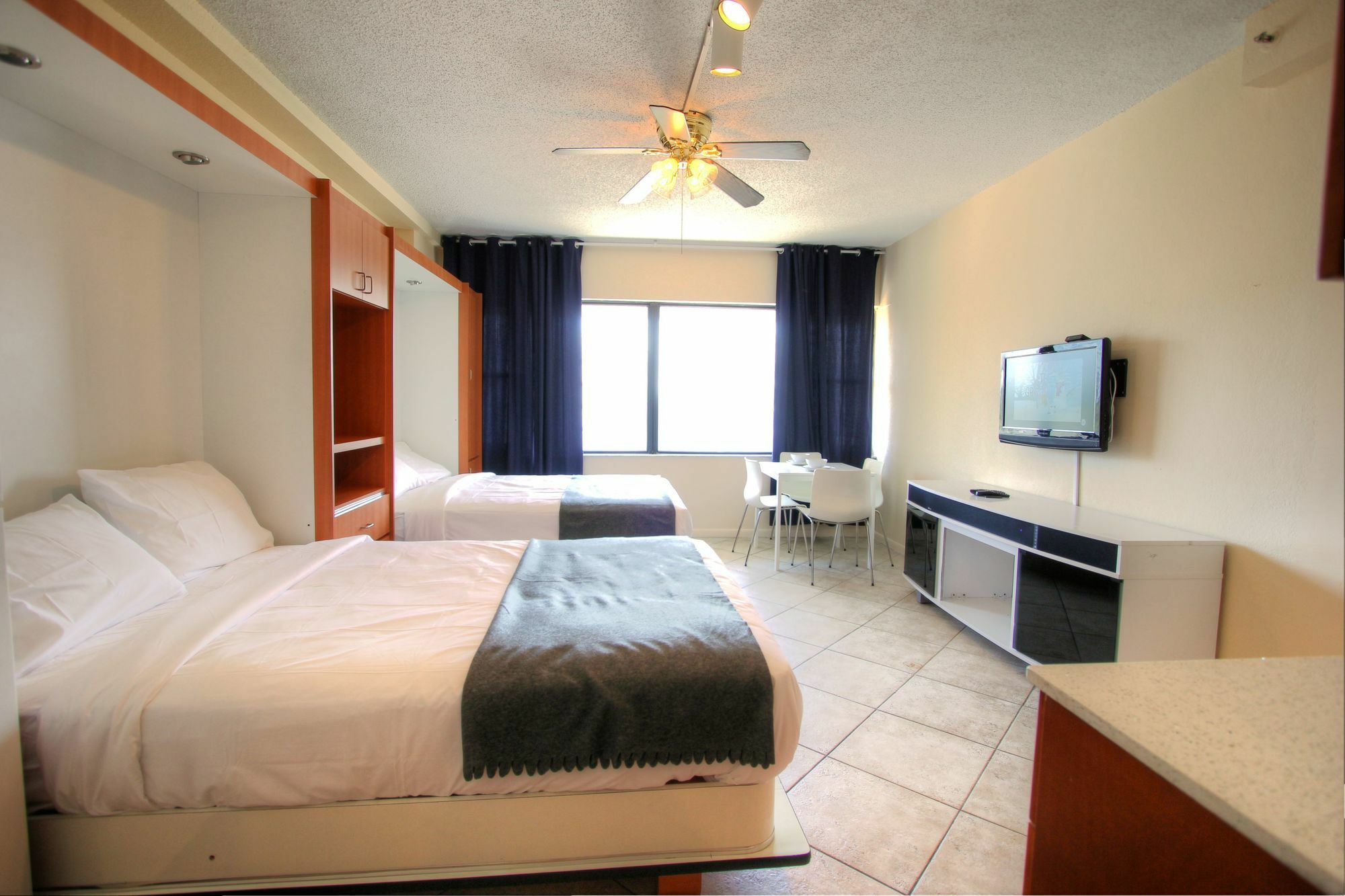 Private Apartments At The Casablanca Miami Beach Eksteriør billede
