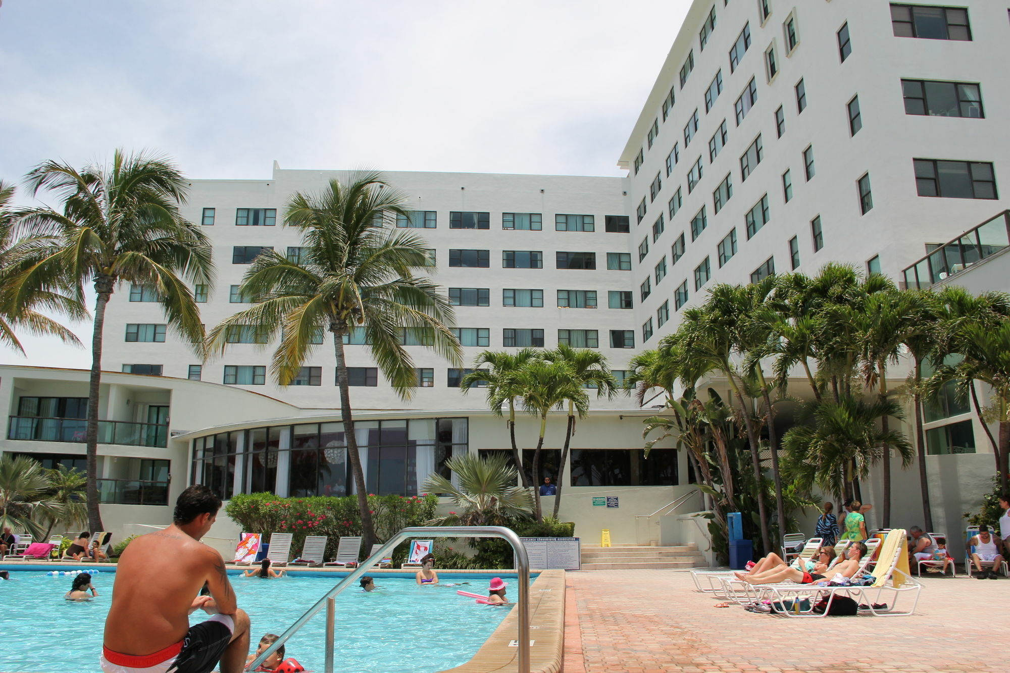 Private Apartments At The Casablanca Miami Beach Eksteriør billede