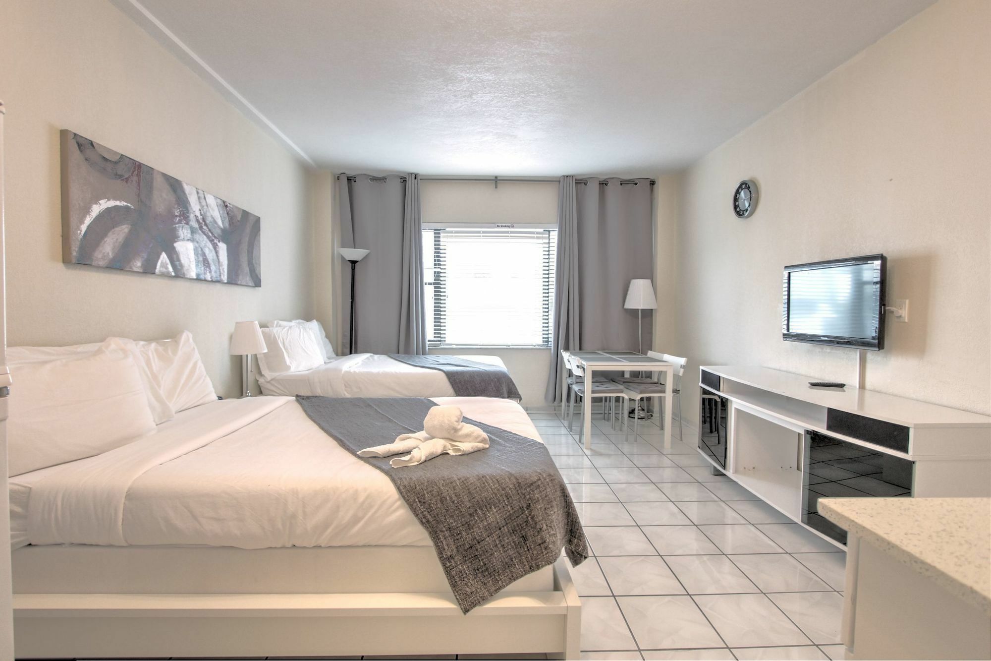Private Apartments At The Casablanca Miami Beach Eksteriør billede