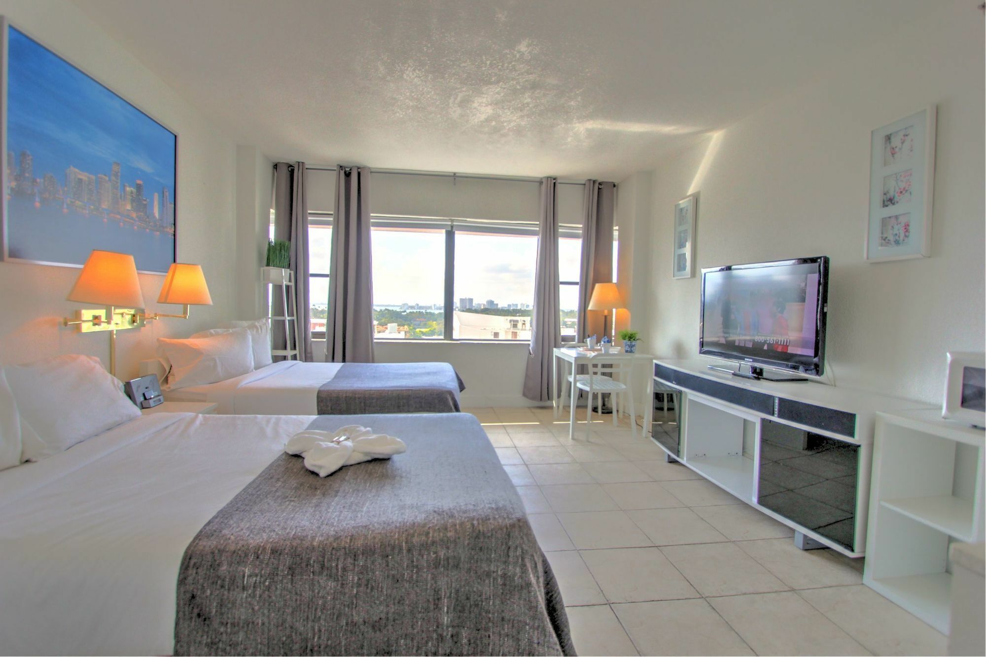 Private Apartments At The Casablanca Miami Beach Eksteriør billede