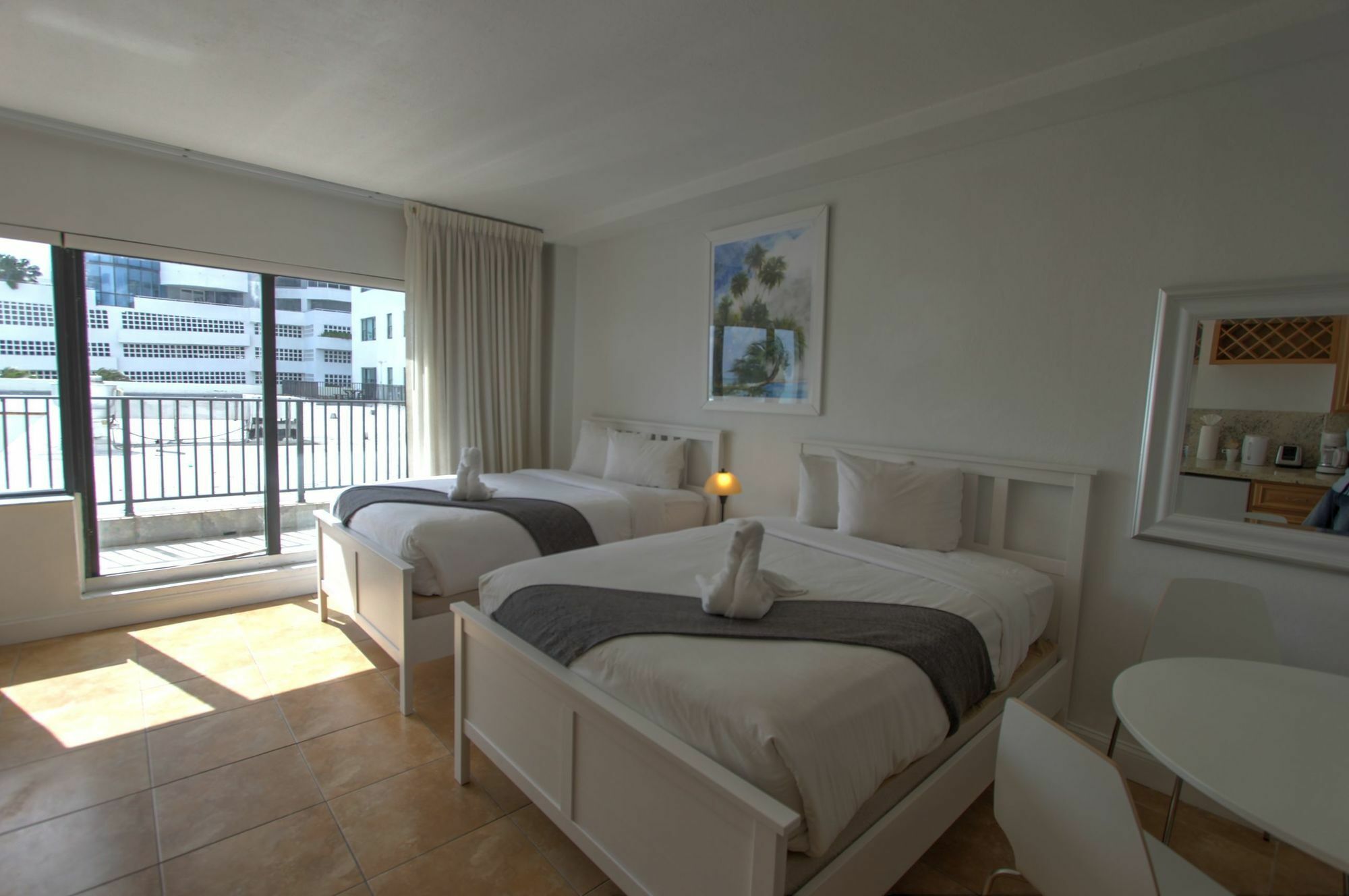 Private Apartments At The Casablanca Miami Beach Eksteriør billede